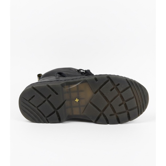 Dr. Martens Sussex Chukka Boot - Men’s Size 8M - Picture 2 of 2